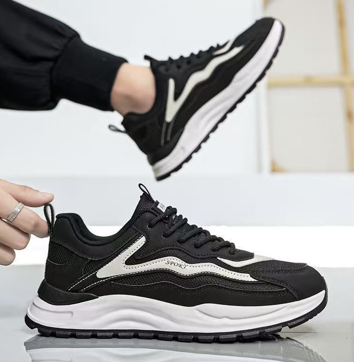 30 Trainers - Vintage Bros